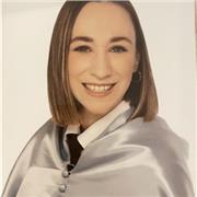 Profesora de Primaria apta para todas las edades y niveles, asi como para alumnado con necesidades.